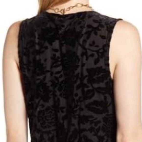 Halogen Black Textured Tank Top - Picture 2 of 8